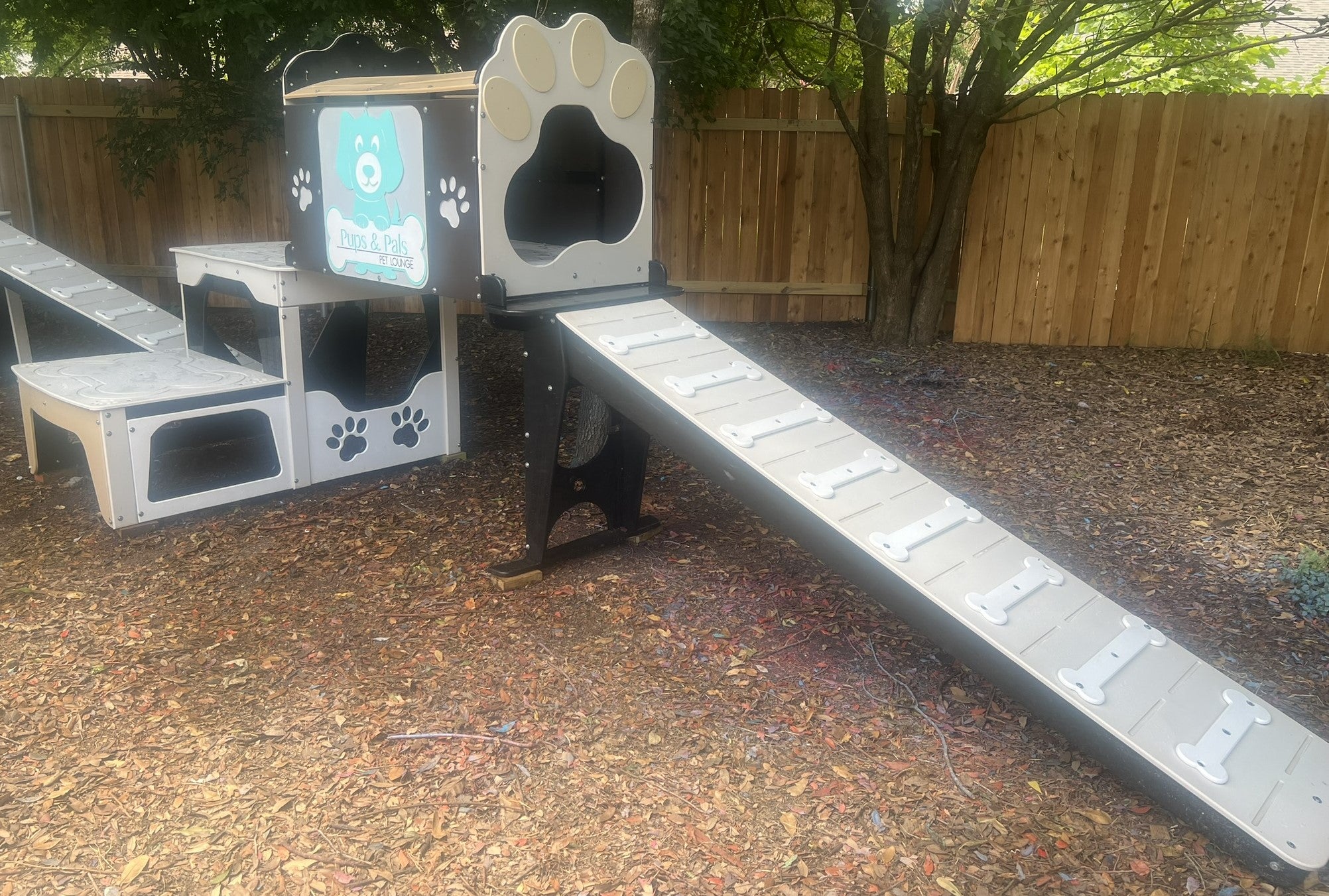 Puppy Scapes 2 Level Platform w/ Tunnel & Ramp